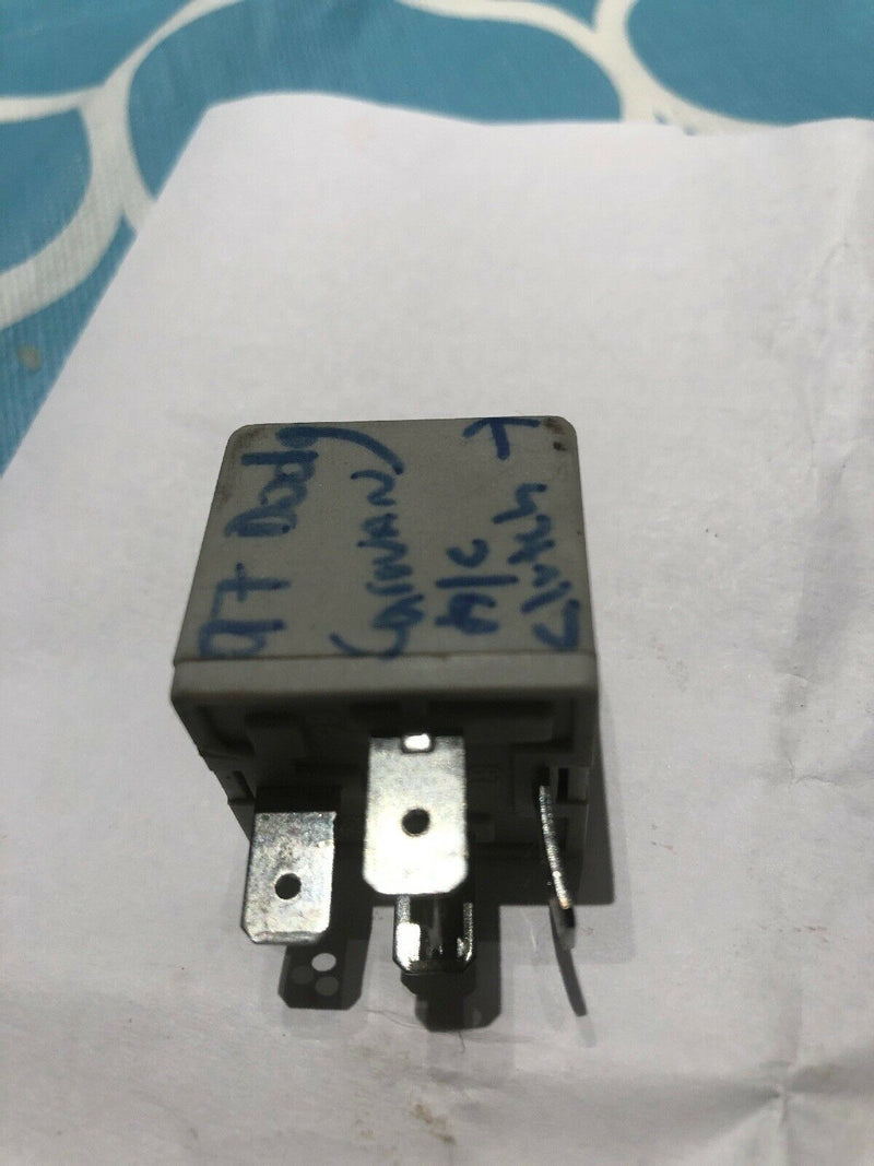 WIPER MOTOR RELAY DODGE CARAVAN DODGE GRAND CARAVAN EAGLE VISION FORD WINDSTAR