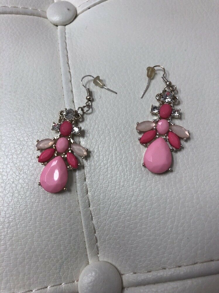 Vintage  Pink Clear Stones Dangle Pair of Earrings