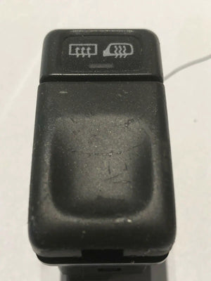 Volvo Rear Window Defrost Control Switch 30739324 Used For S70 V70 XC70