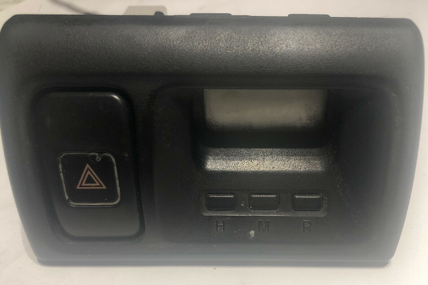 FITS 99-04 ODYSSEY DASH TIME CLOCK HAZARD SWITCH TRIM