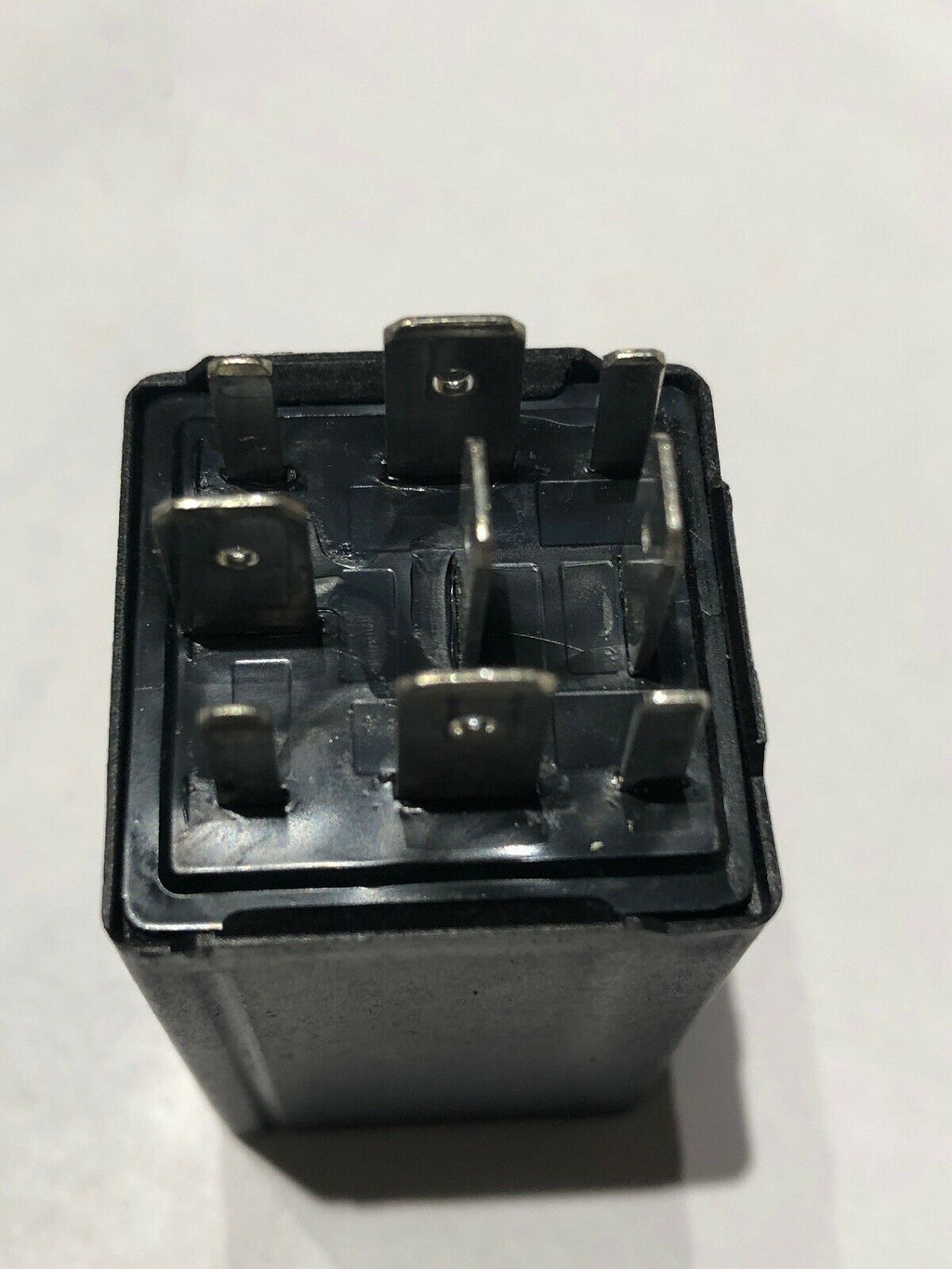 NEW Turn Signal Flasher Relay Module 1999-2000 Jeep  Cherokee , Caravan 4686094