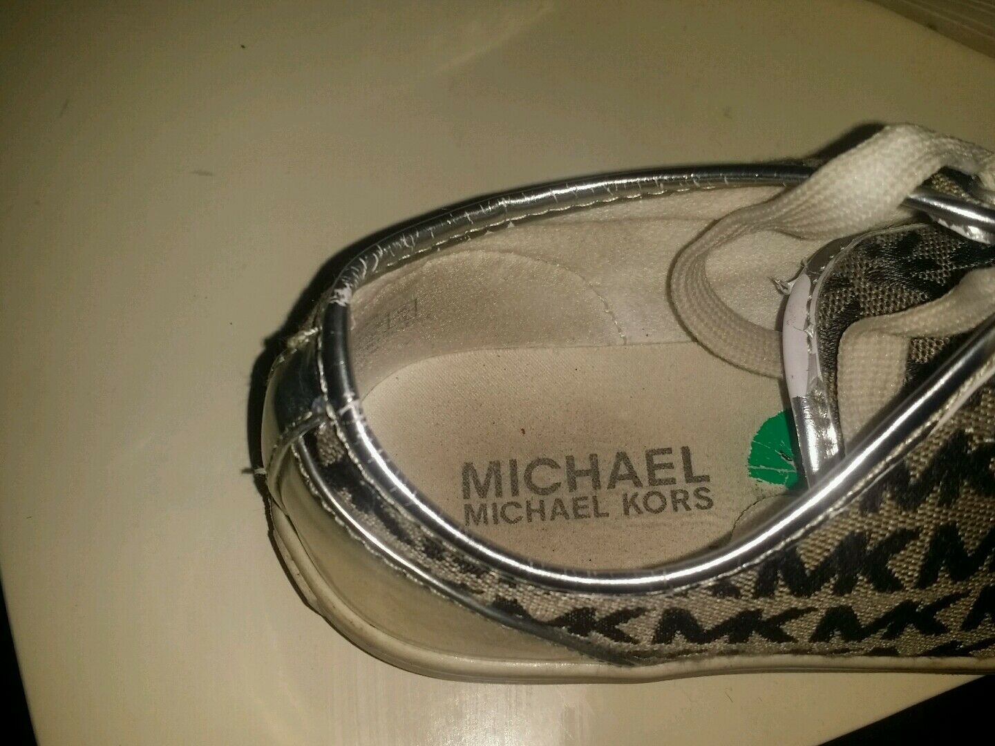 Michael Kors Women's Lace Up  Signature Monogram Sneakers Shoes Sz 4