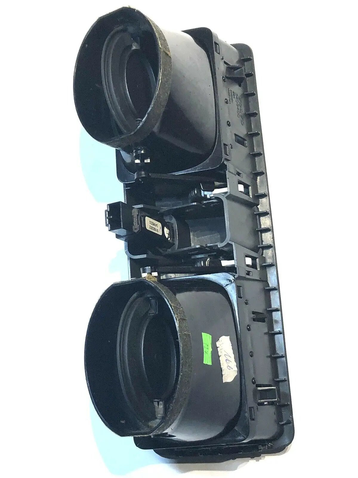 Volvo XC90 Dash Center AC A/C Heater Air Vent Pair 2003 2004 2005 2006 ^ by Volvo