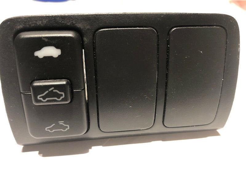 2003-2007 HONDA ACCORD SEDAN OEM DRIVERS DASH SUN ROOF CONTROL SWITCH BEZEL SDA