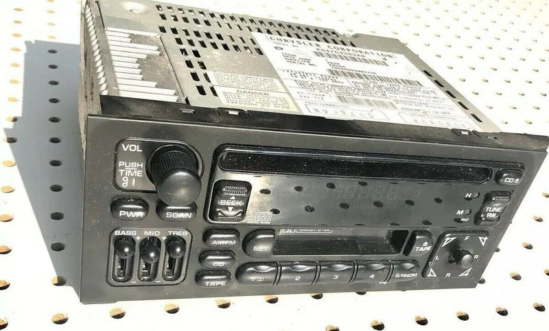 1997-00 98 99 00 01 02 DODGE CHRYSLER PLYMOUTH JEEP CD CASSETTE PLAYER P04704383