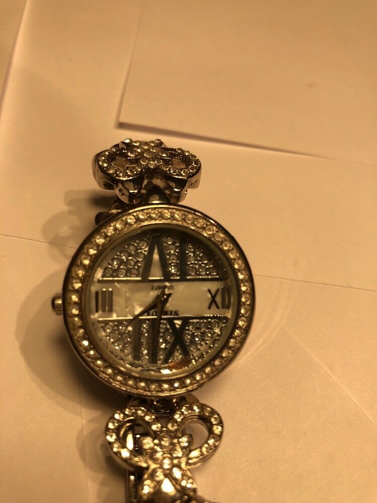 Clean Vintage Strada Lady Bling Rhinestone Analog Quartz Watch Hours~New Battery