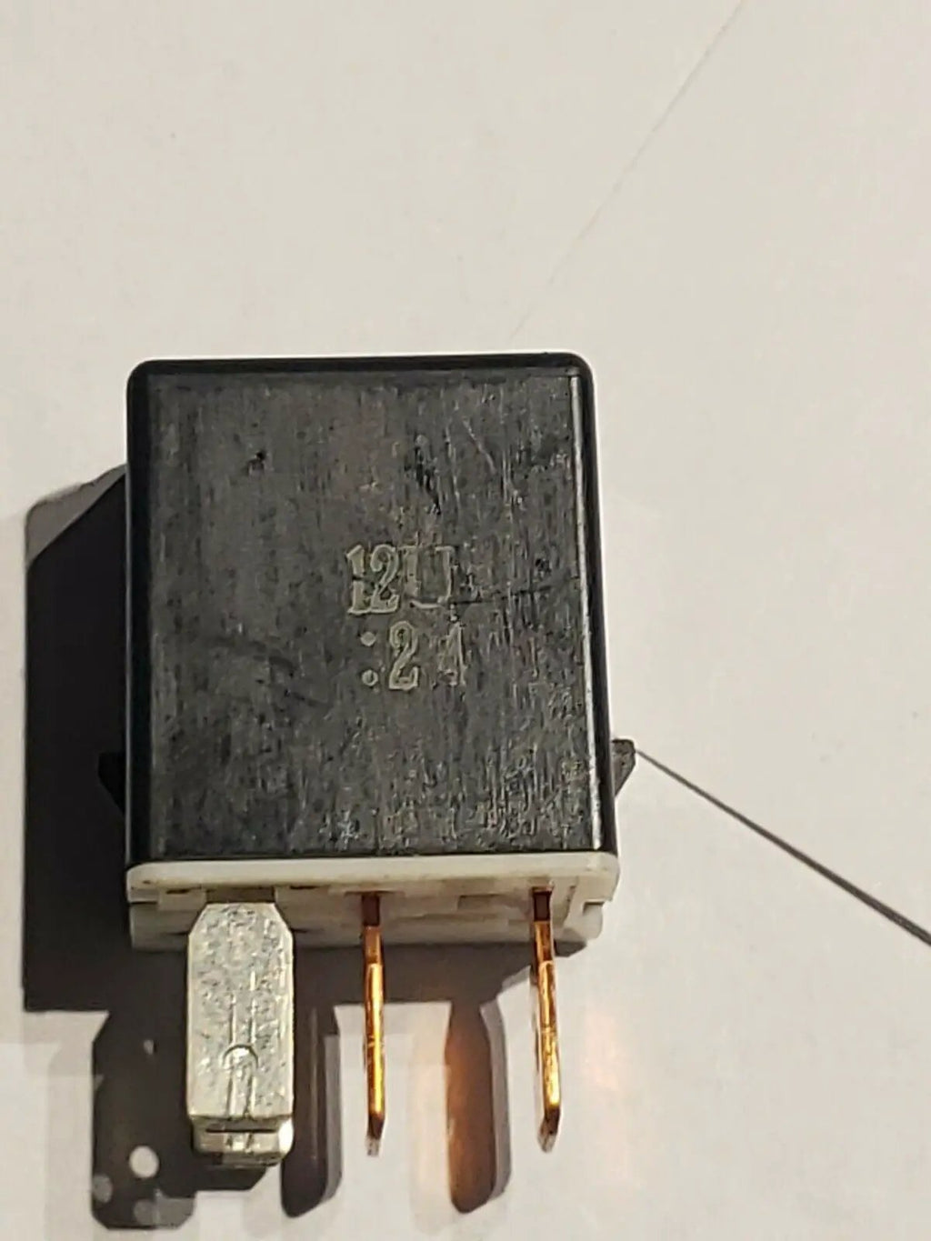 DENSO TOYOTA RELAY 90084-98031/ by DENSO