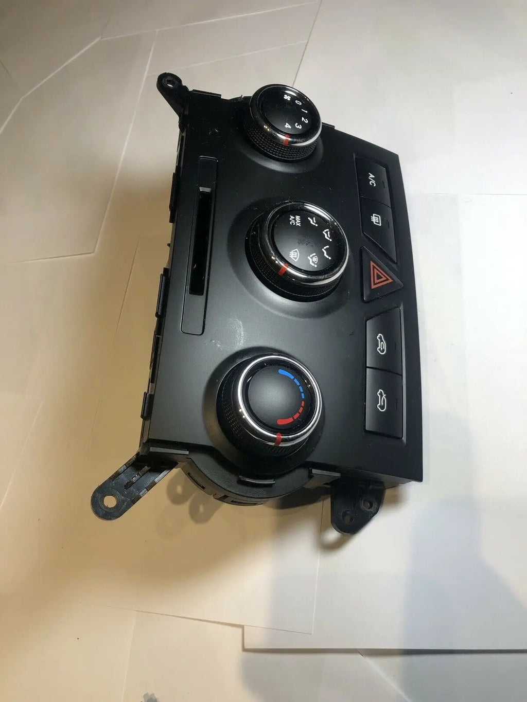 2011 KIA SORENTO A/C HEATER TEMPERATURE CLIMATE CONTROL P/N 97250-1U250 by KIA