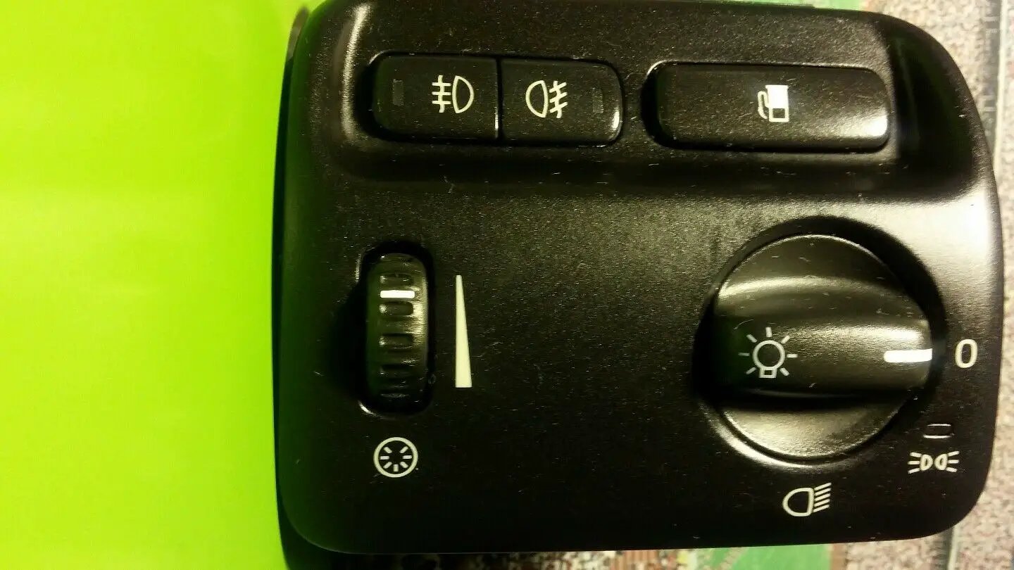 VOLVO S80 05 OEM HEADLIGHT HEAD LIGHT MIRROR CONTROL SWITCH UNIT 8691747 Black by VOLVO OEM ALPS