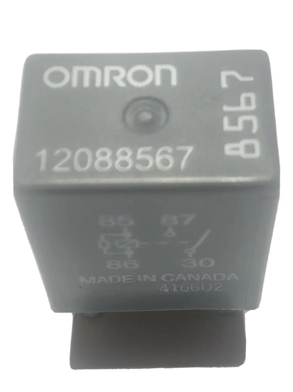Omron GM 4pin Relay 12088567 8567 3 Pieces lot by OMRON