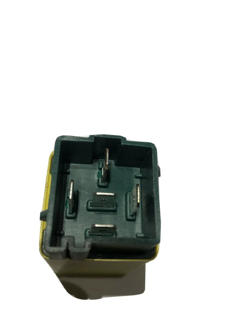Volvo 850 OEM Fuel Pump Control Relay Fuse 9434013 9441029 by Volvo