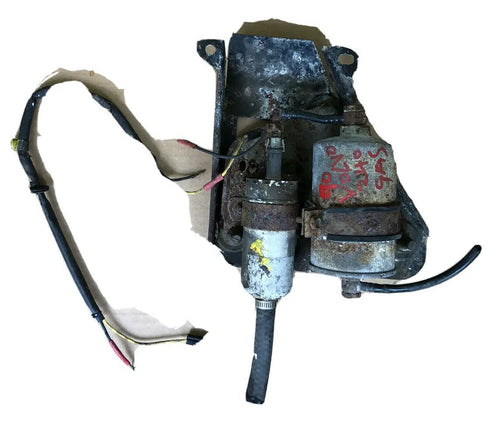 1986-1993 Volvo 240 frame chassis mounted fuel gas pump gasoline filter assembly by Volvo