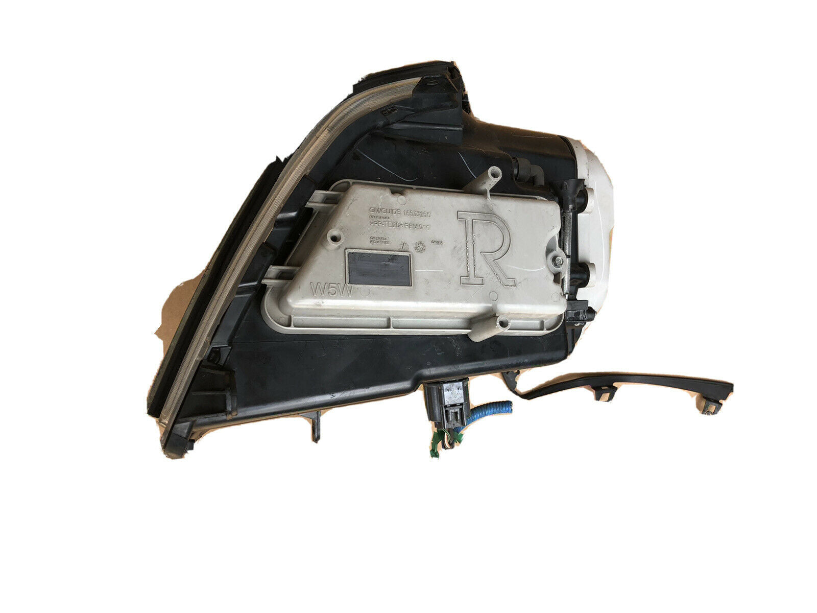 2005-11 CADILLAC STS-4 HALOGEN HEADLIGHT HEADLAM PASSENGER SD Left OEM A4 Lense