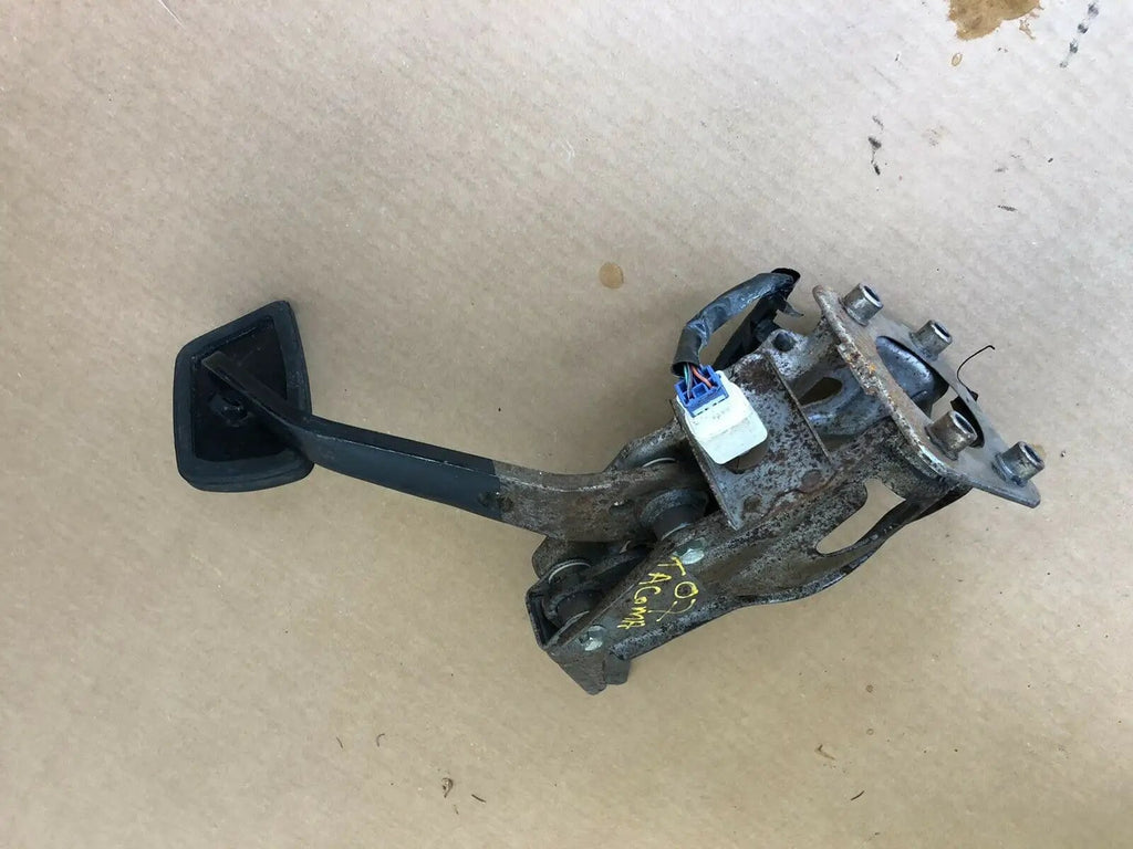 Toyota TACOMA 2007 Manual Brake Pedal Assembly 662971 by TOYOTA