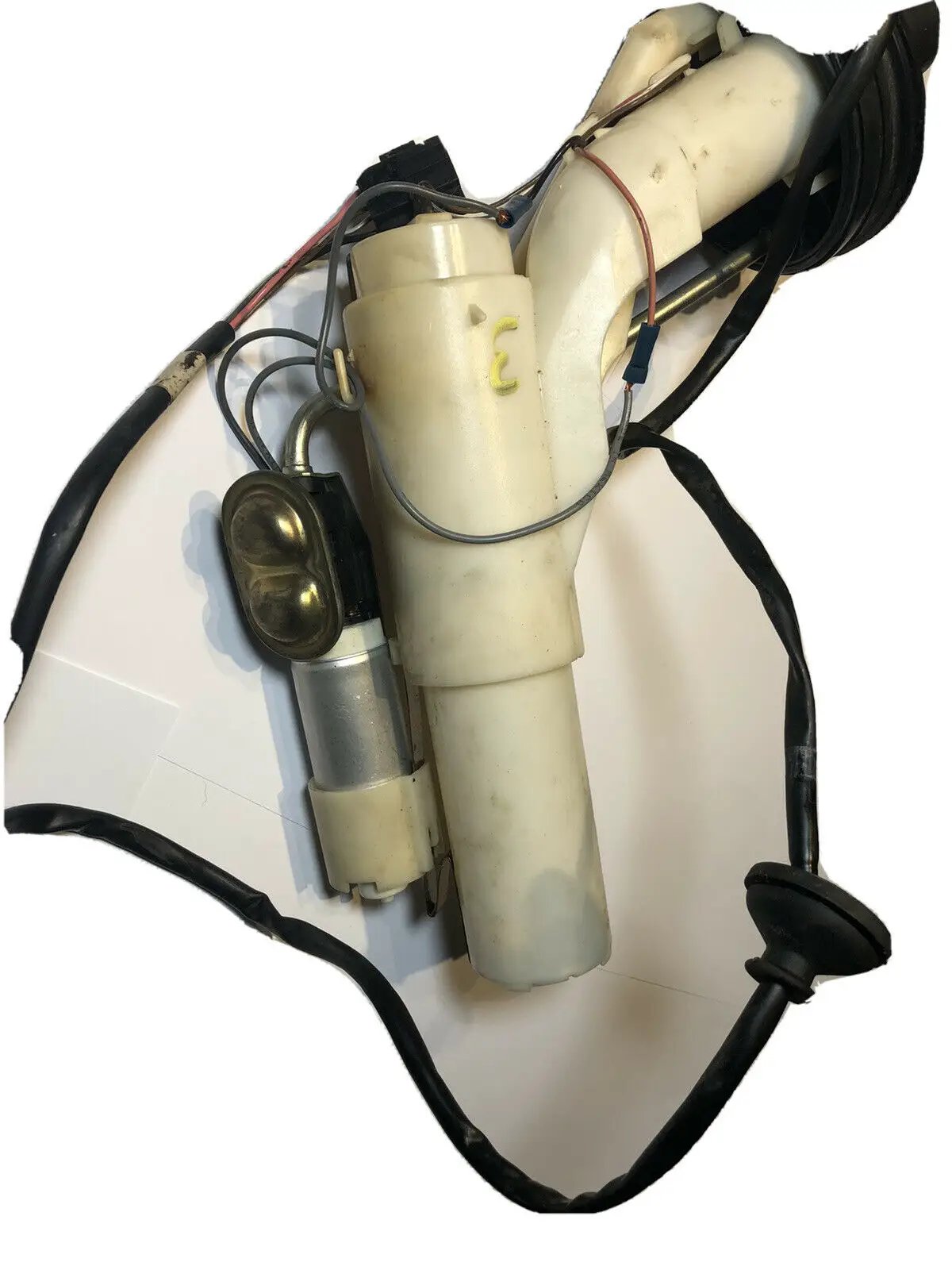 Fuel Pump Assembly B230FT Engine Fits 88-92 1998 - 93 VOLVO 740 365839 Complete by VOLVO