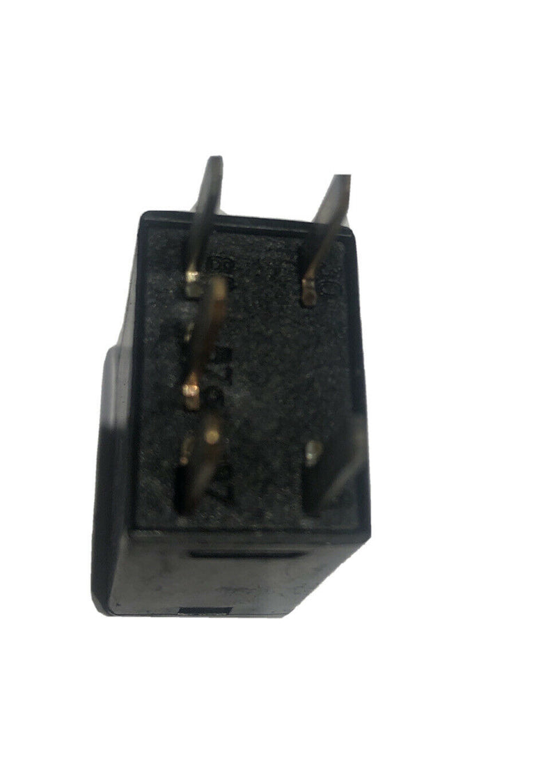 Omron Relay  21911C 05269988AA 12VDC 5 pin