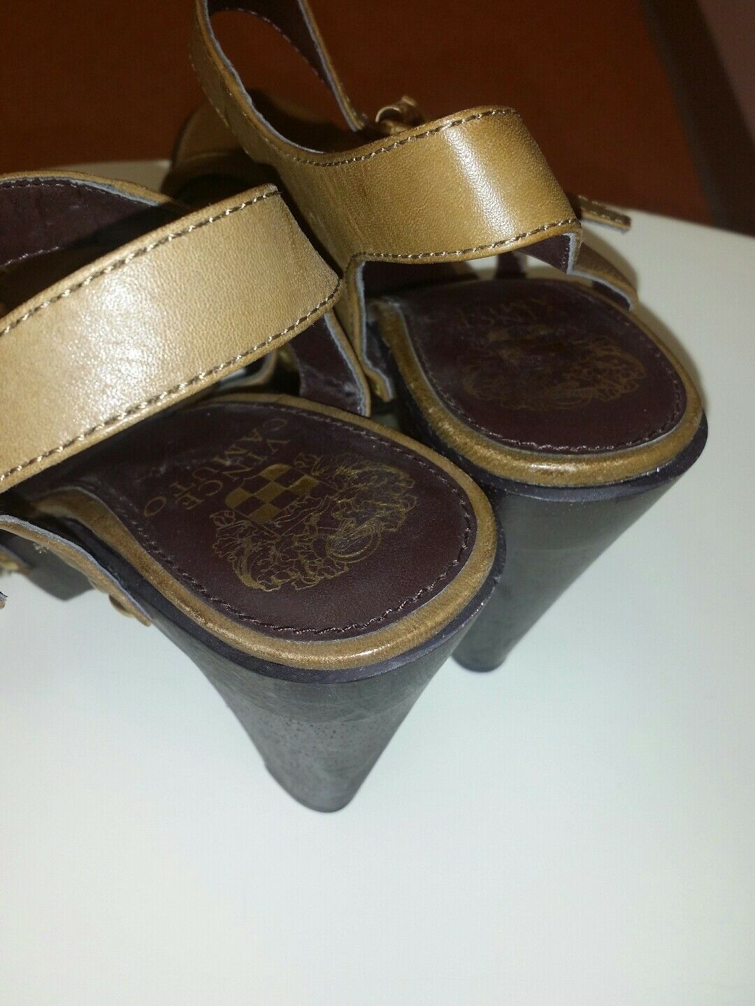 Vince Camuto "Catey" Army Green Vachetta Leather Heels Size 7 M Very Nice $110