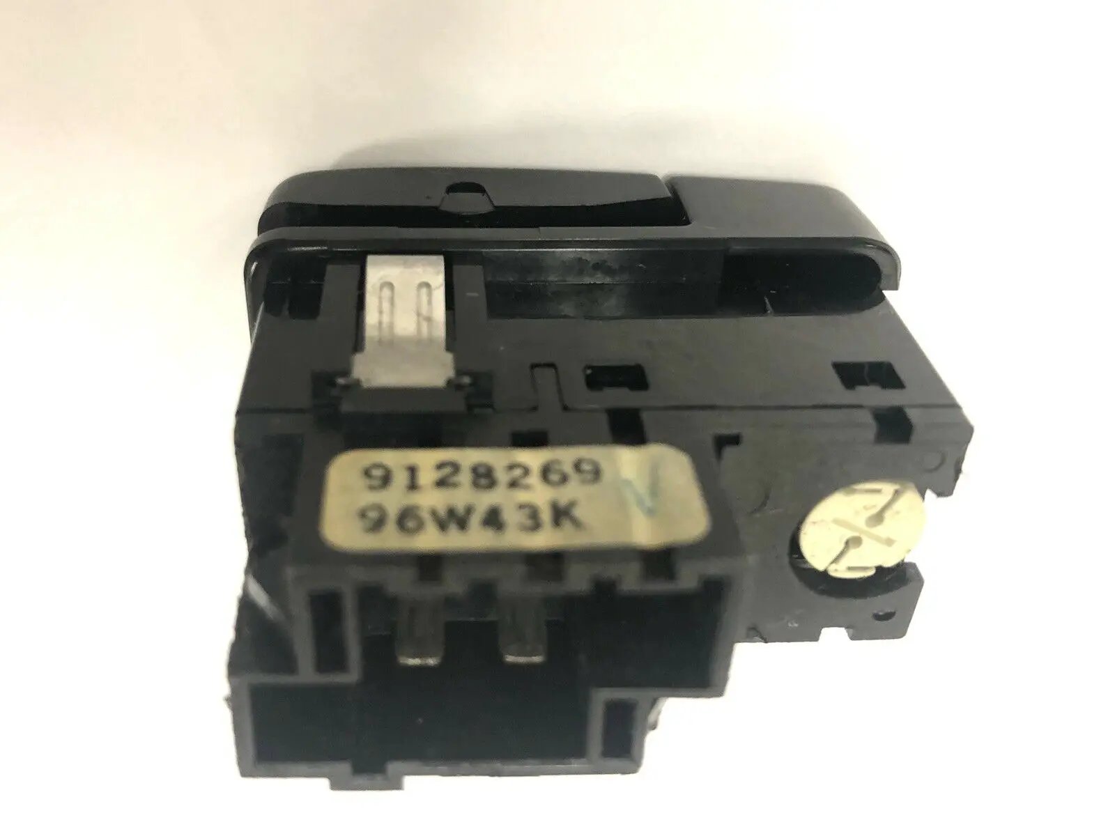 97 Volvo 960 Fog Light Switch 9128269 960 S90 V90 95 - 98 by Volvo