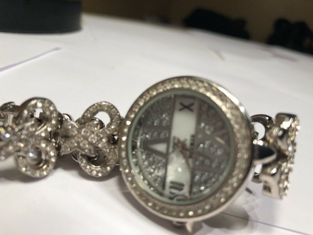 Clean Vintage Strada Lady Bling Rhinestone Analog Quartz Watch Hours~New Battery