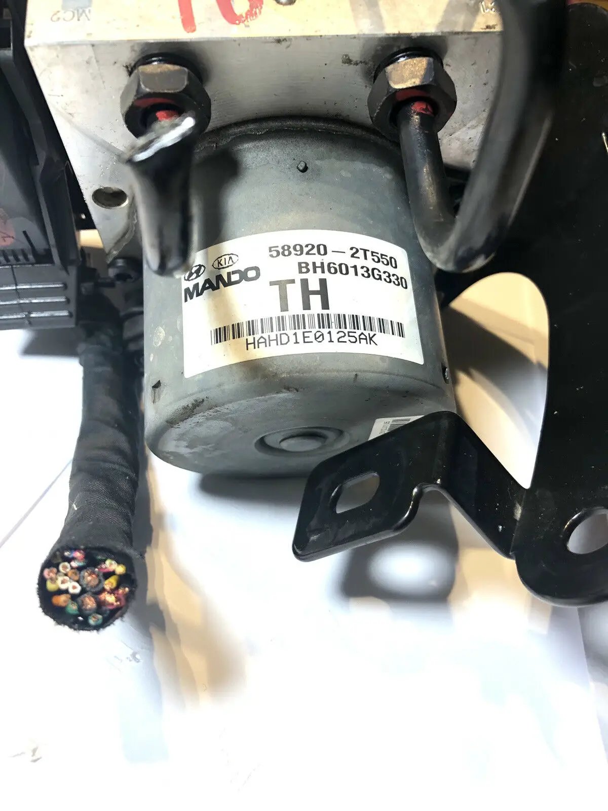Lifhtly-USED ABS ACTUATOR PUMP ASSEMBLY KIA OPTIMA 11 12 13 58920-2T550 EX LX SX by KIA