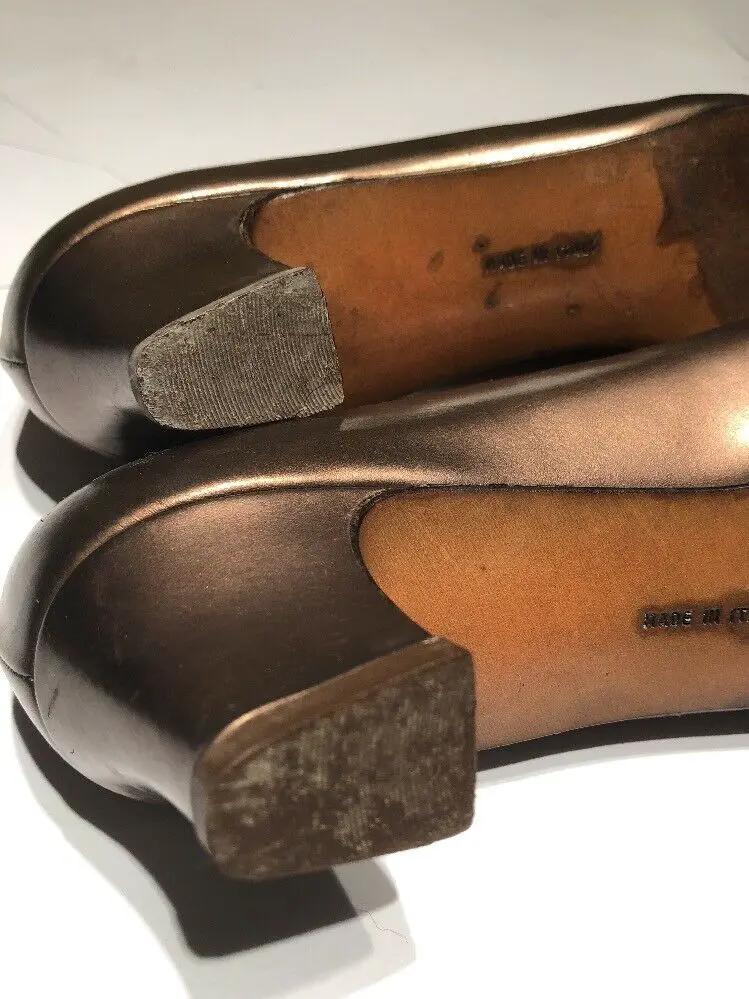 Vintage Salvatore Ferragamo 7.5 AAA Back Pumps by Salvatore Ferragamo
