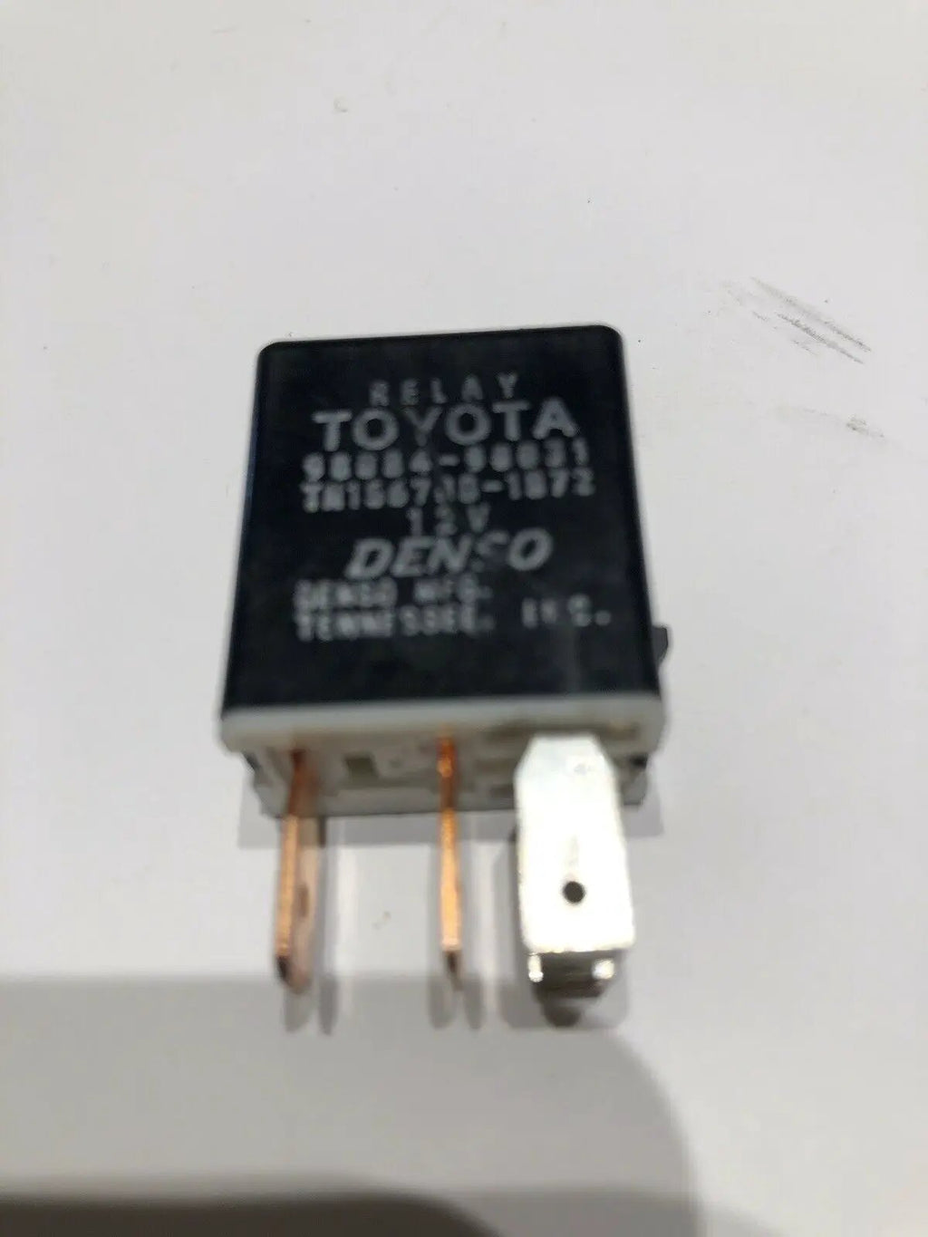 DENSO TOYOTA RELAY 90084-98031 by DENSO