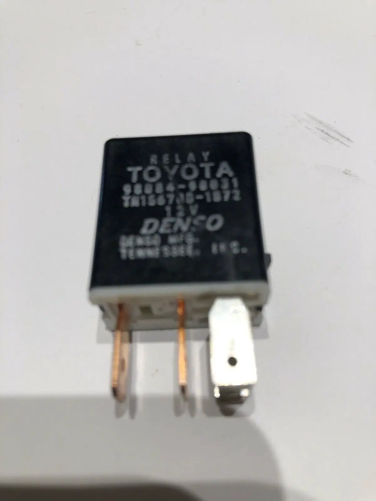DENSO TOYOTA RELAY 90084-98031 by DENSO