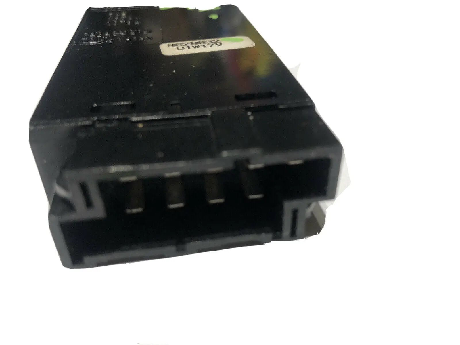 Like-new/;VOLVO S70 V70 / 98-04 VOLVO C70 Hazard Switch 9459071 8622091 6849843 by Volvo