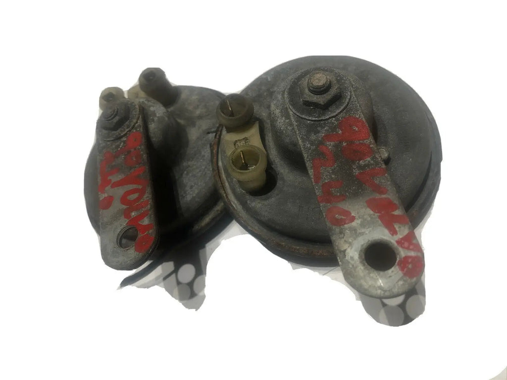 BOSCH Horn OEM, Volvo 244 264 760 85 84 83 81 80 242 245 DL GLE 240 265 262 1985 by Volvo