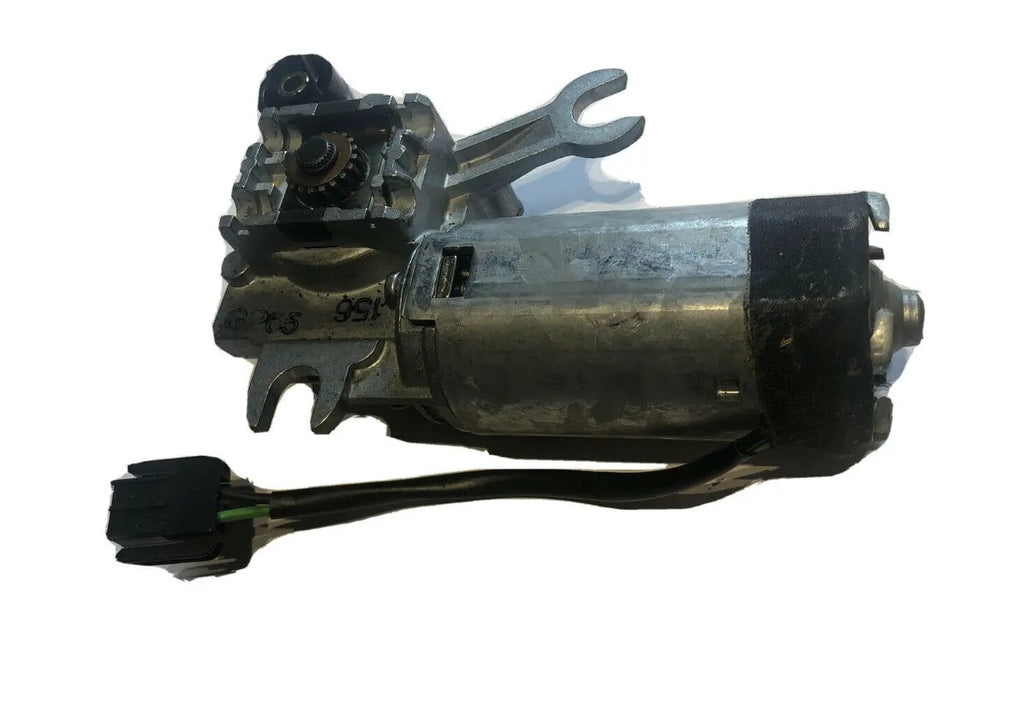 98 99 00 Volvo S70 Sunroof Motor 44049327 by Volvo