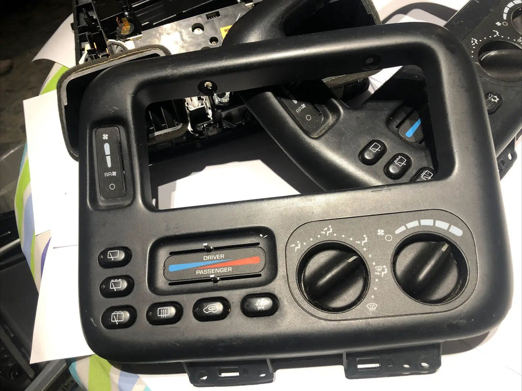 97 98 Voyager Heater Air A/C Control Dual Zone Unit Blue Plug P4677217 by AC