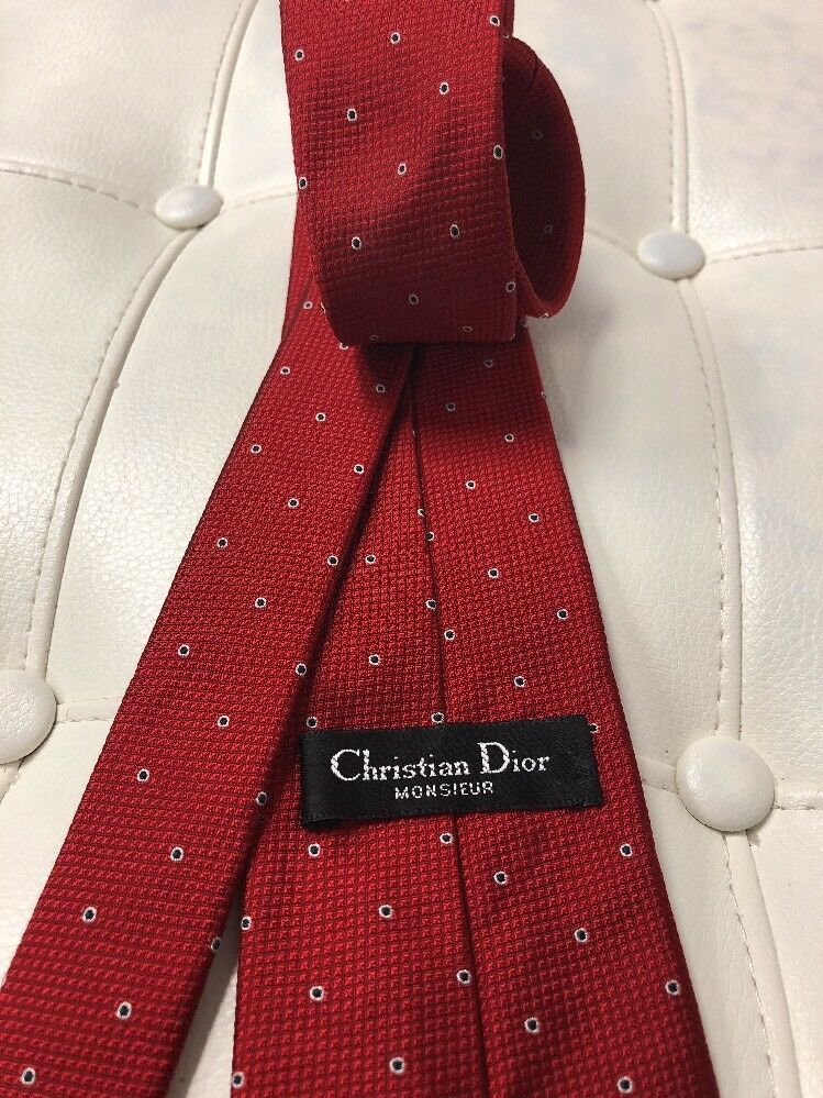 Christian Dior silk tie man's red with gold squares 3 1/2" wide 55" long necktie