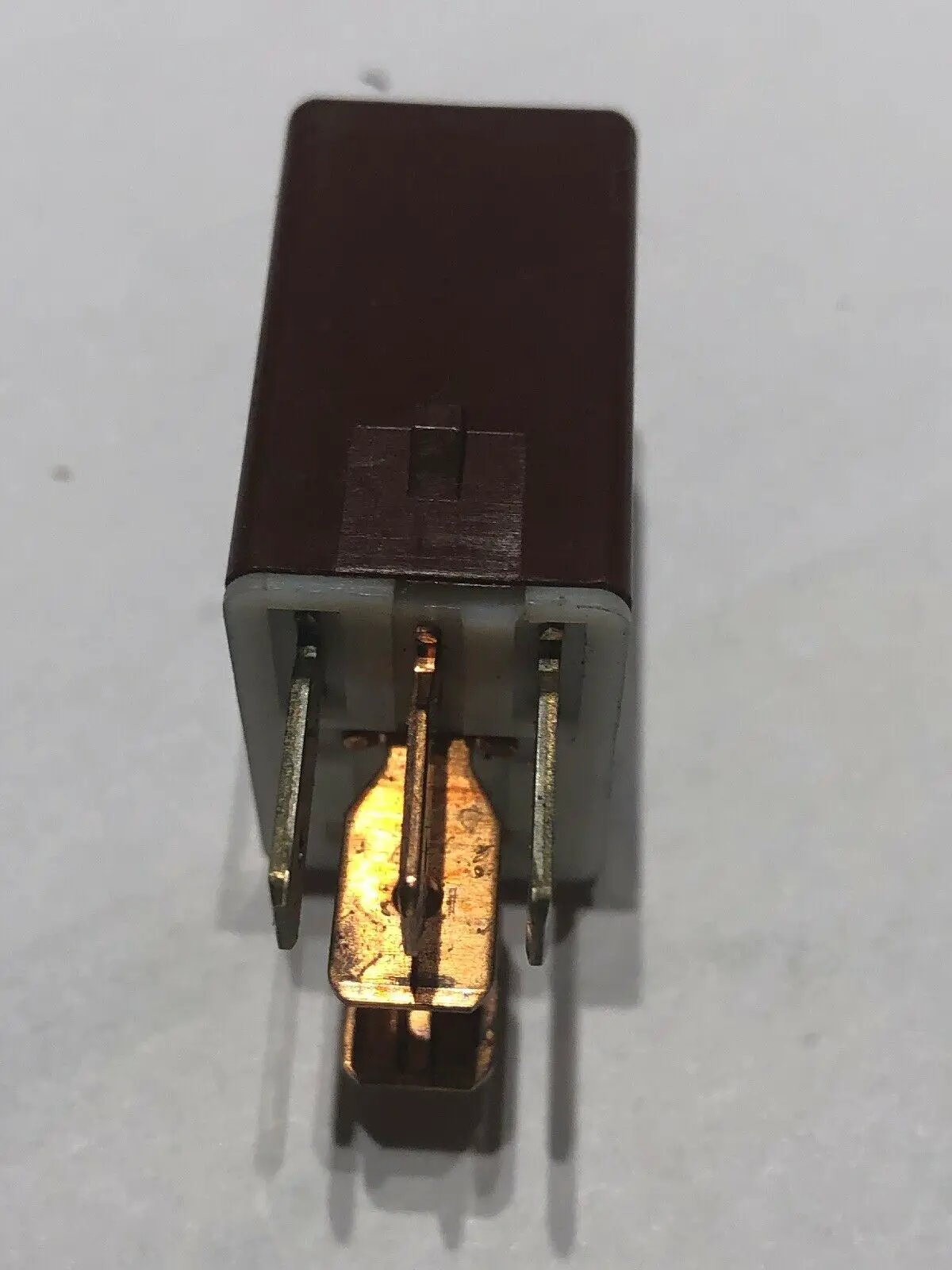 DENSO TOYOTA RELAY 90084-98032 by DENSO