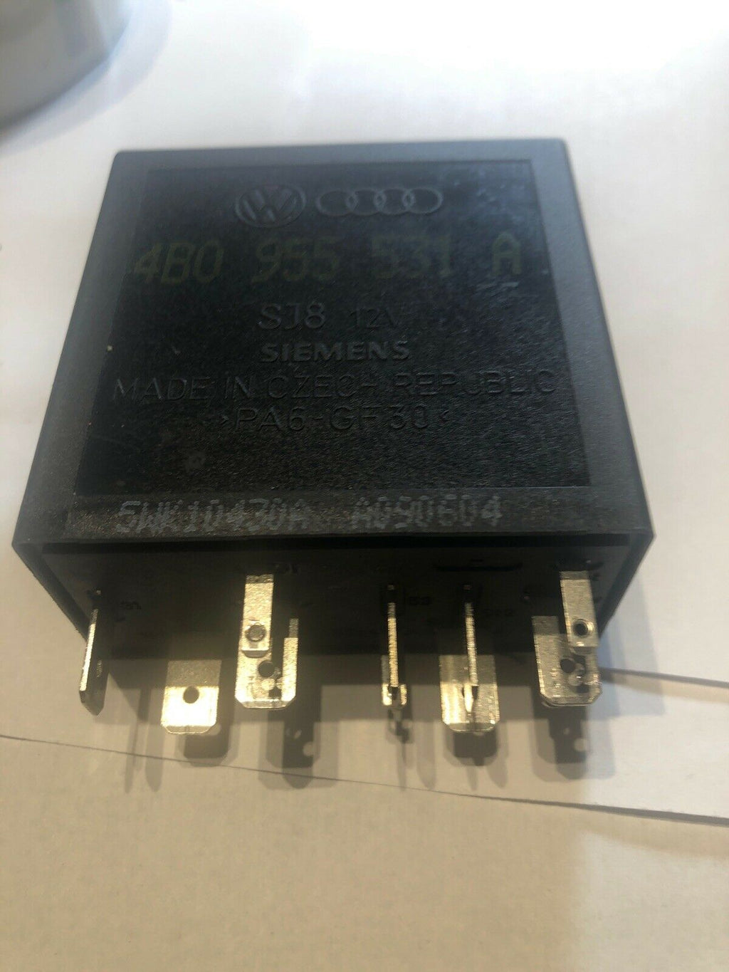 Wiper Relay 377 VW Audi Jetta Golf GTI MK4 Passat B5 Beetle - 4B0 955 531 A