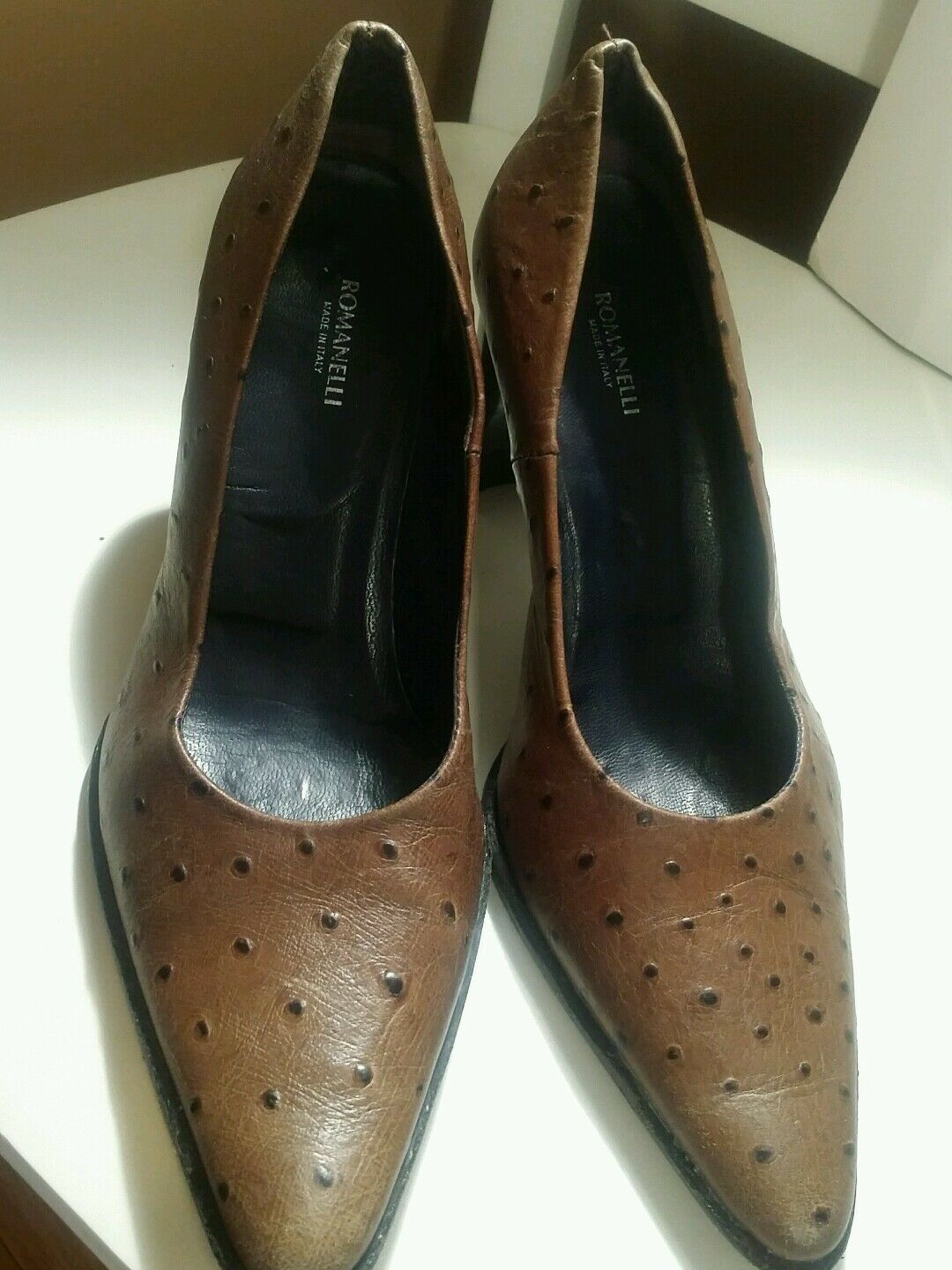 Romanelli ostrige print brown pumps size 8.5