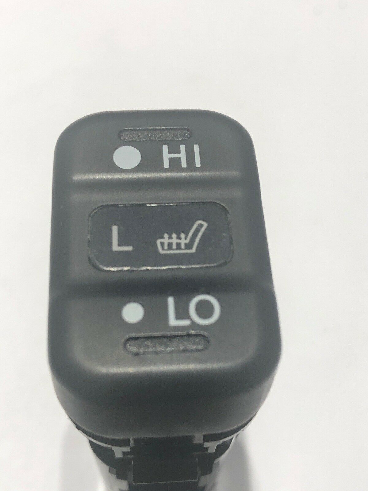 04-05 Honda Pilot Passenger Front Seat Heat Switch OEM 38135S9VC01ZA