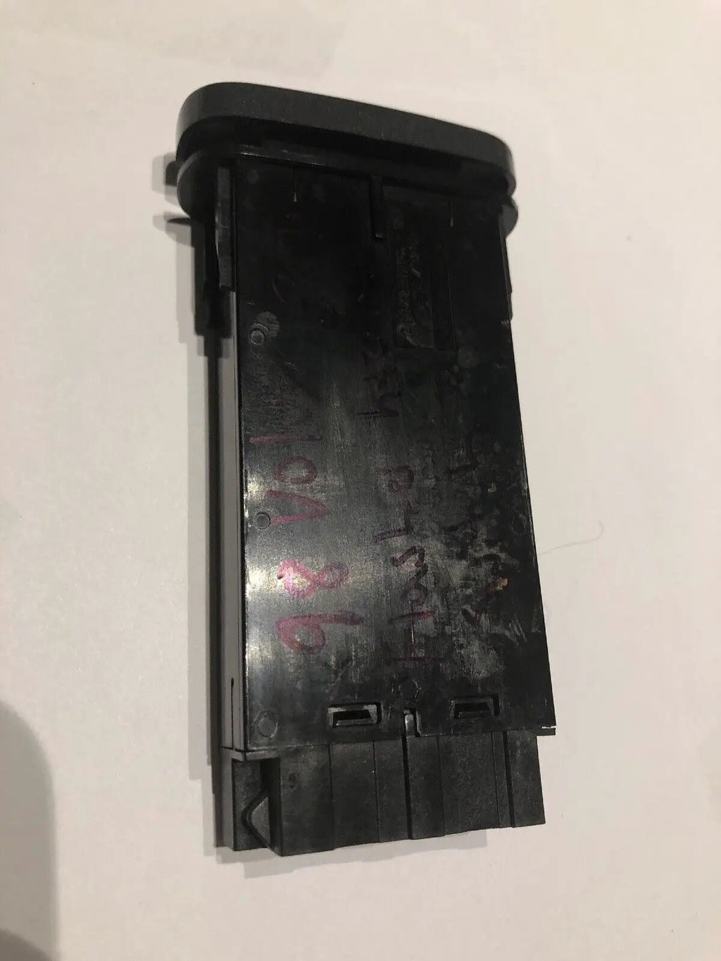 Volvo (1998-2004) S70 V70 C70 Hazard Flasher Switch GENUINE 31443714 NEW by DALEY1DEALS,LLC.