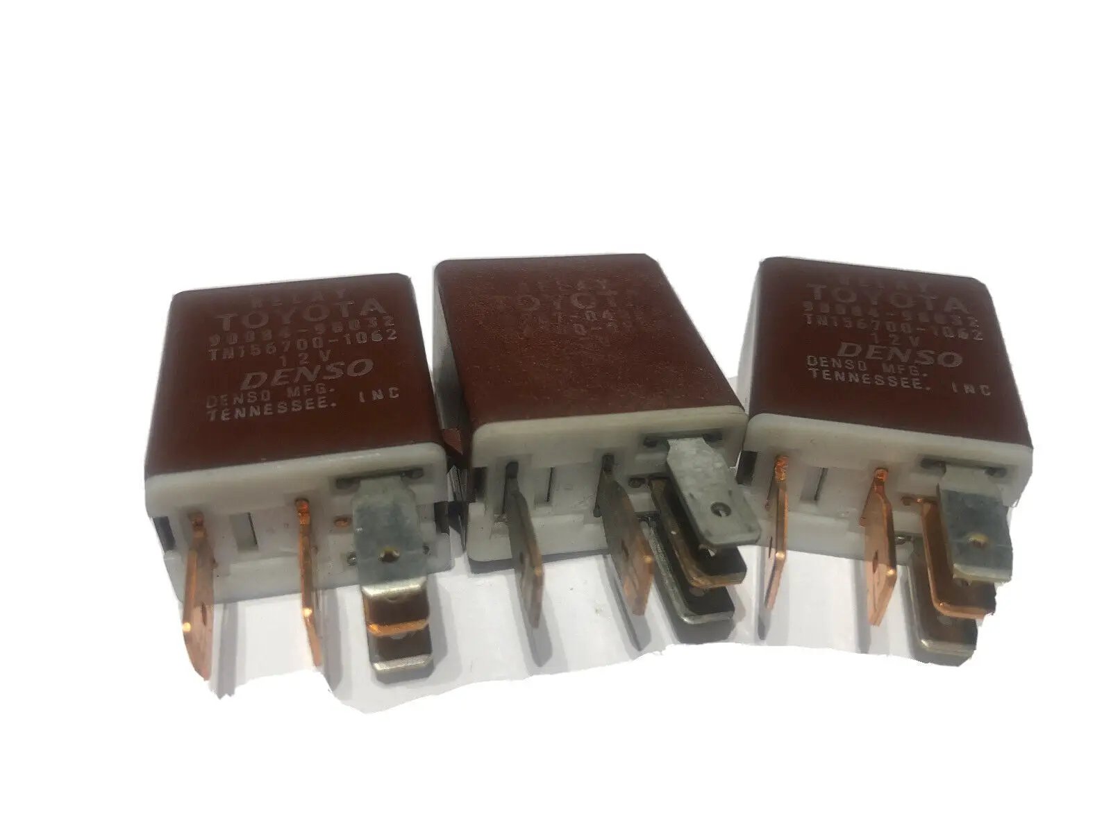 3X DENSO TOYOTA RELAY 90084-98031 YOTAYARD by DENSO
