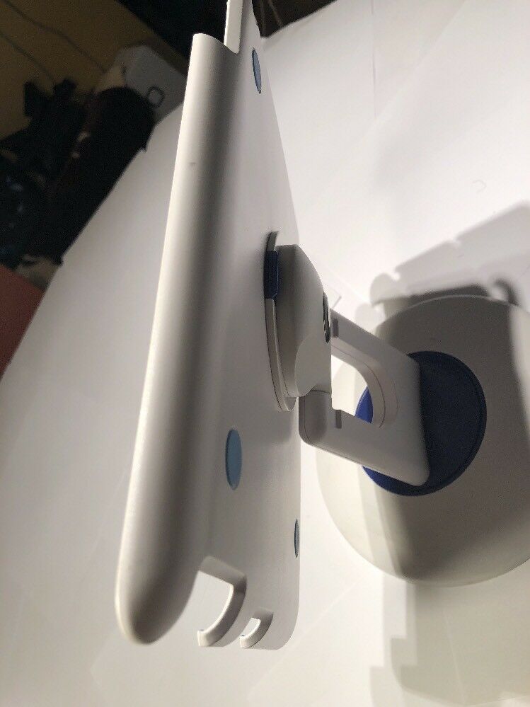 Bracketron White Ipad Stand