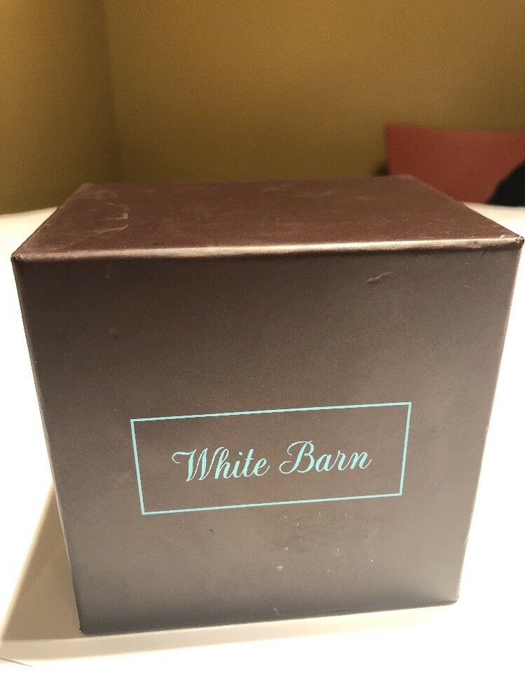 White Barn Candle Gft Box