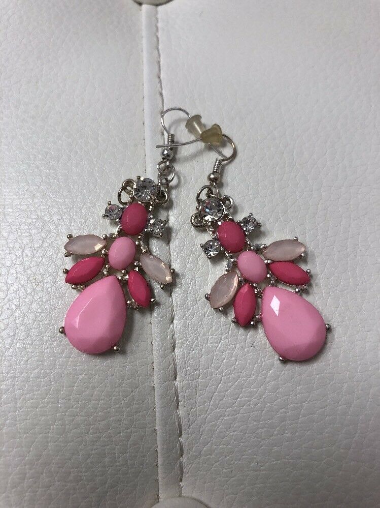 Vintage  Pink Clear Stones Dangle Pair of Earrings