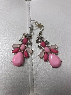 Vintage  Pink Clear Stones Dangle Pair of Earrings