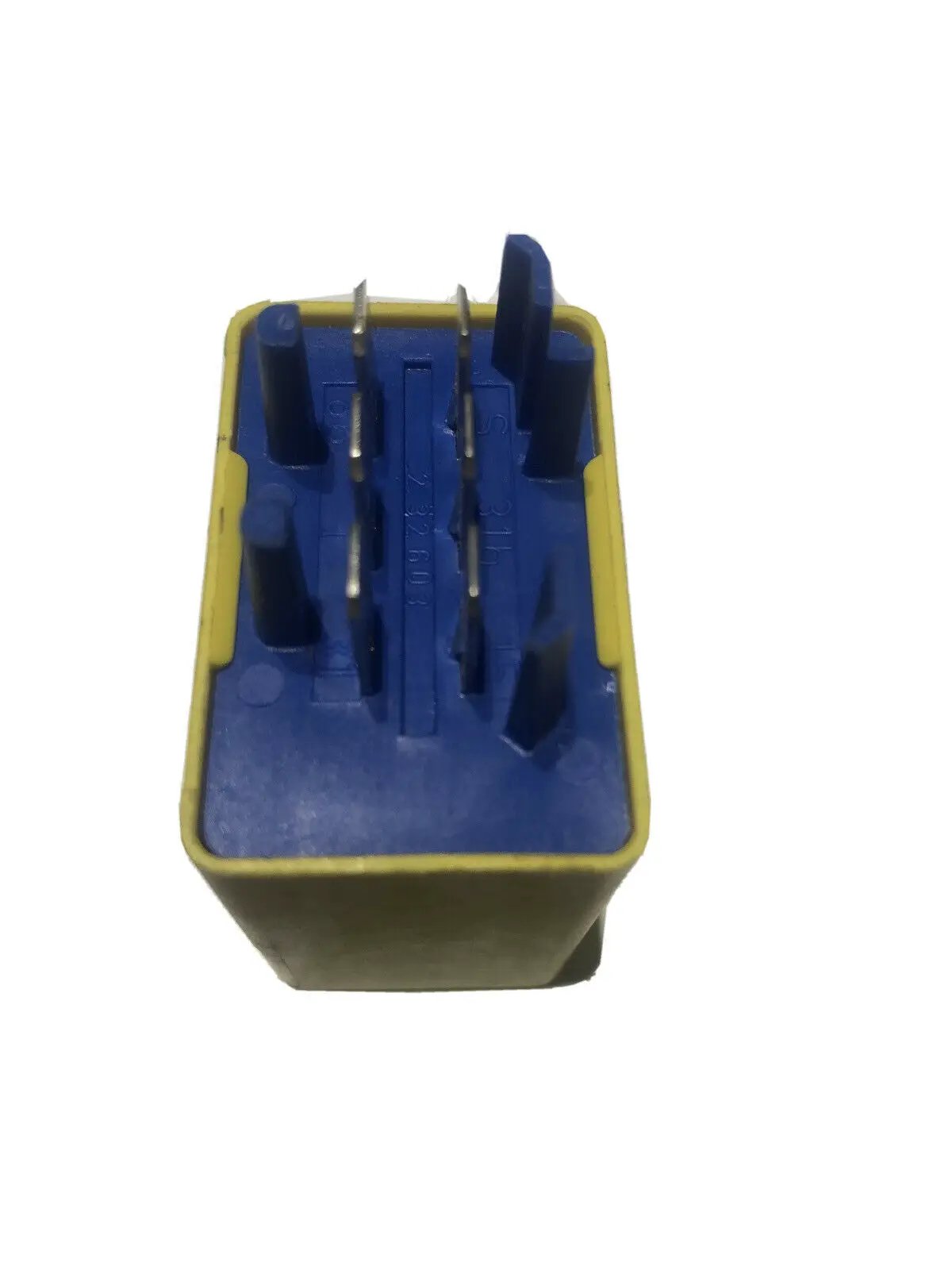 OEM Volvo Relay (Pulse Wiper) (Rear) 898465 1363516 240 260 740 760 940 by Volvo