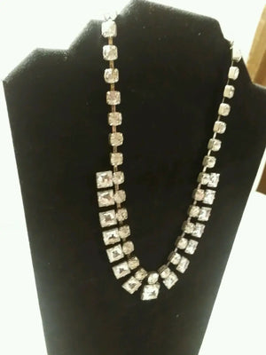 Clear diamond style costume jewelry fantastic replica. 8 inches long