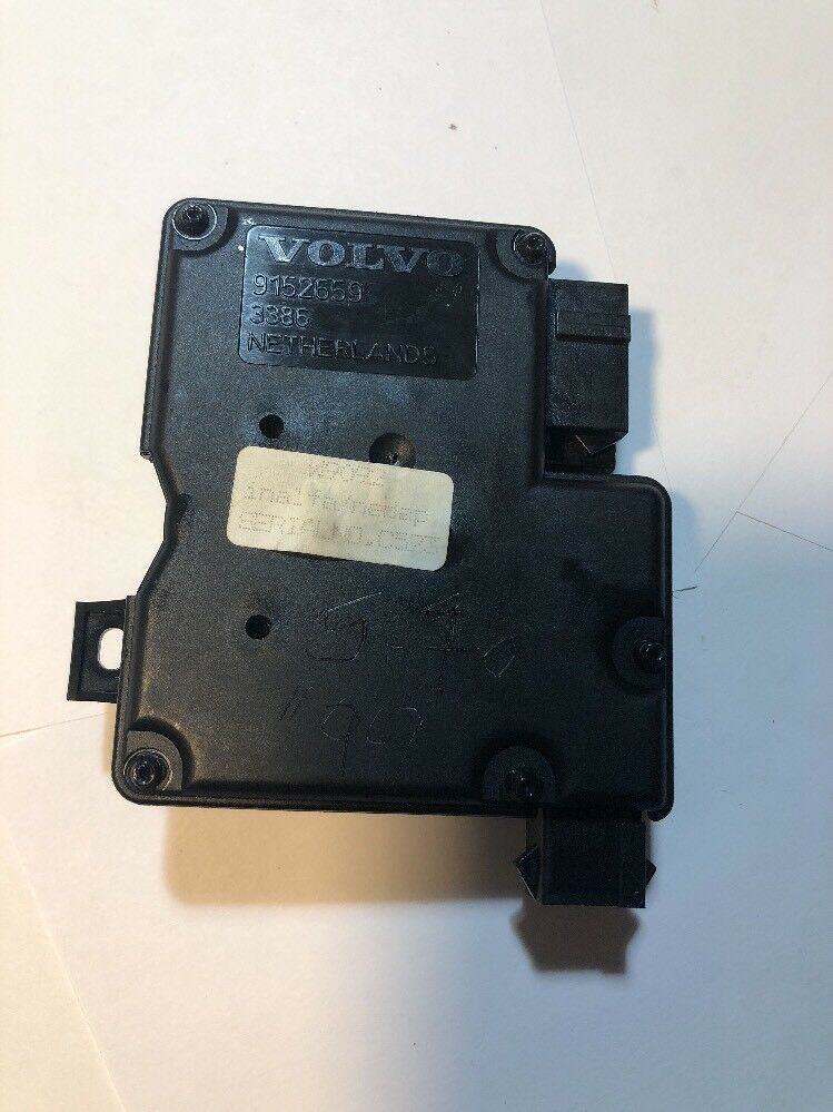 99 1999 Volvo V70XC V70 S70 Sunroof Control Module 9152659