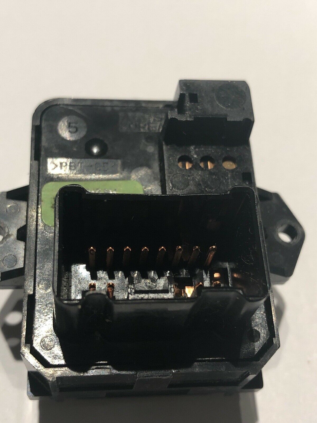 05 06 07 08 09 10 Odyssey OEM Heated Defrost Side Mirror Switch P/N SHJA210M1