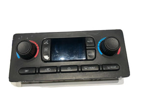 2003-2004 GMC Envoy Chevy Trailblazer Climate Control 15195331 Used
