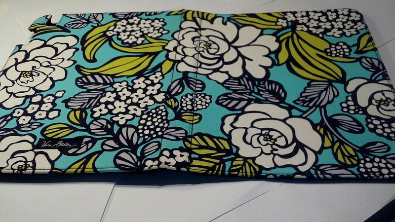 Snap On Case for iPad floral case.