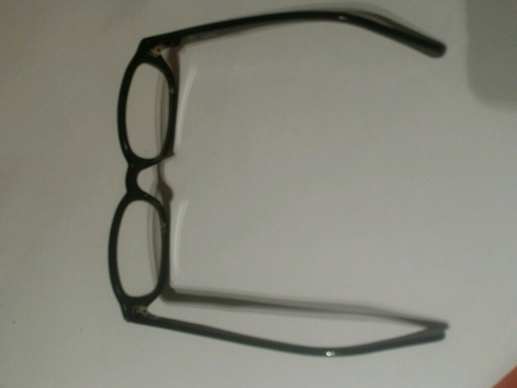 Black oval eyeglass frames