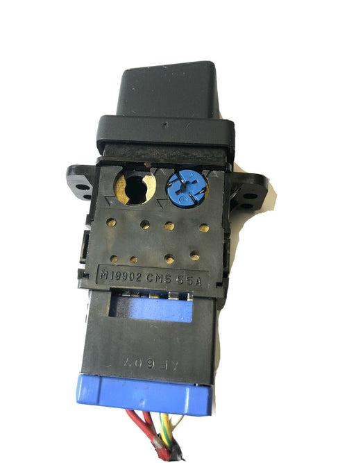 2004 2005 2006 2007 2008 Acura TL Dash Power Trunk Latch Release Switch M24111